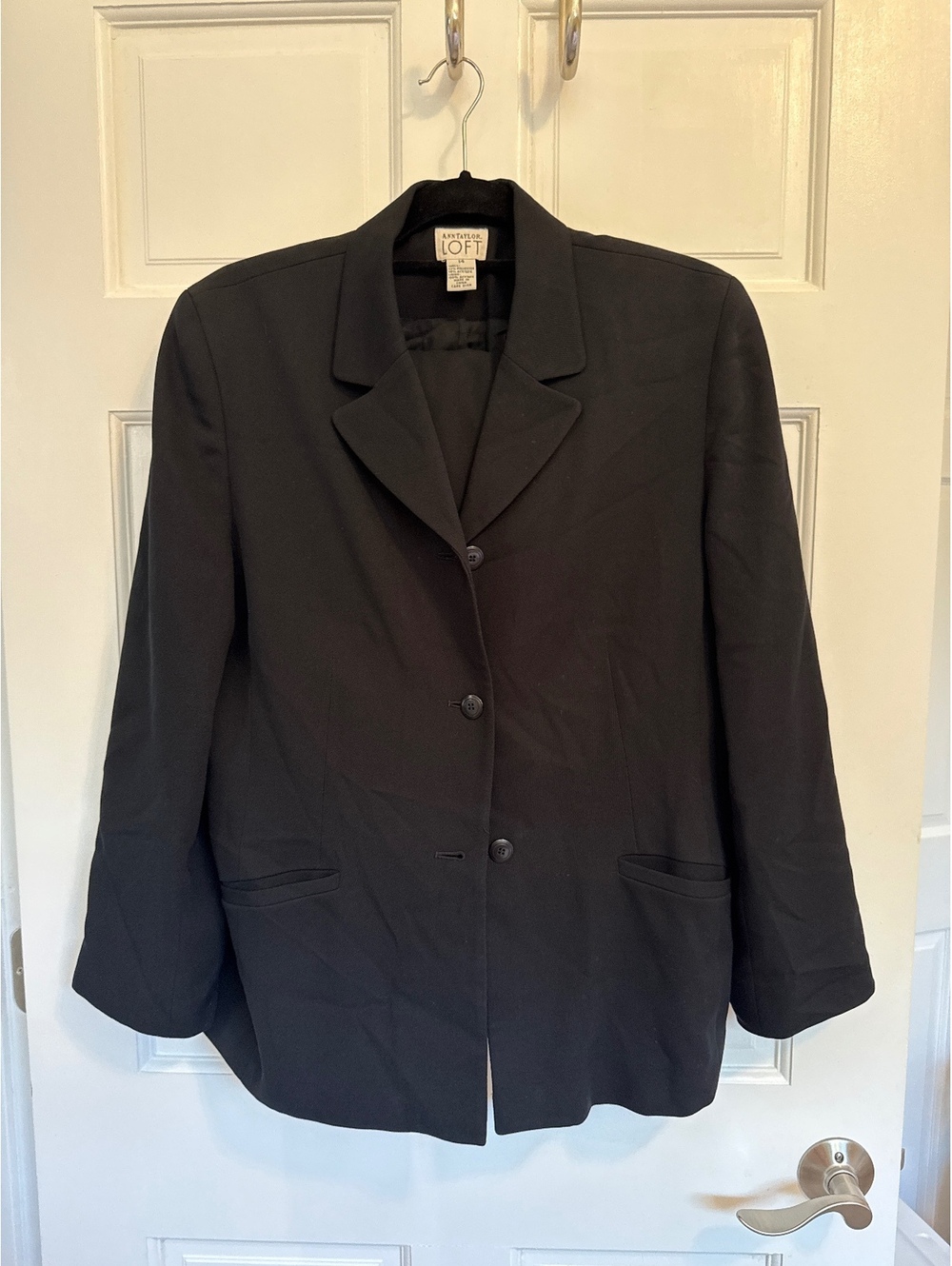 Ann Taylor LOFT Women's Black Suit Set Blazer and Pants Size 14
